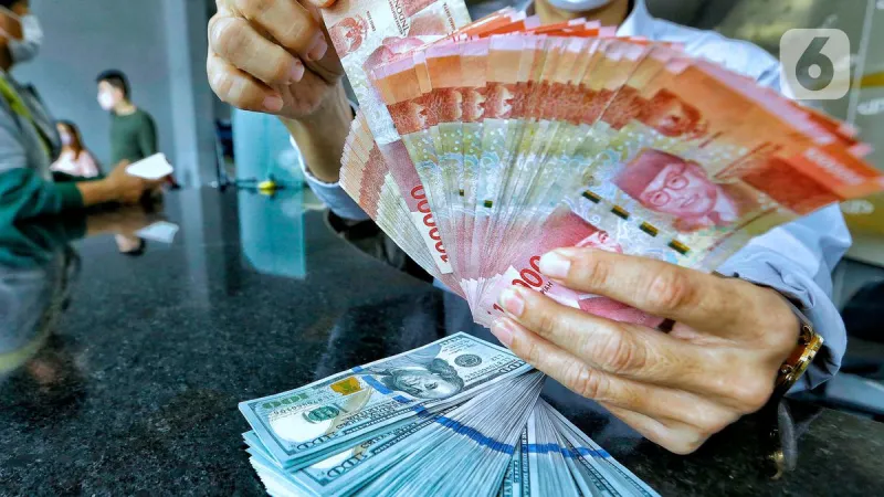 Dibuka Melemah, Simak Prediksi Rupiah Hari Ini 19 Juni 2026