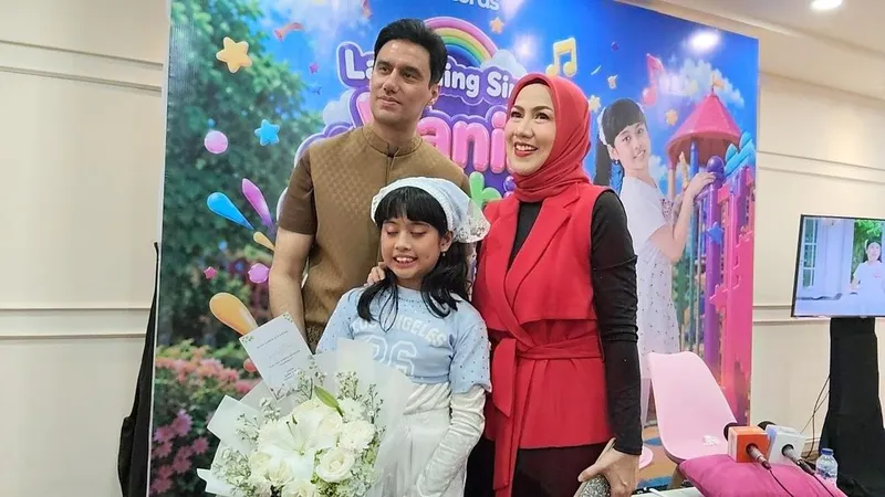 Dukungan Verrell dan Athalla menjadi penyemangat Vania dunia tarik suara