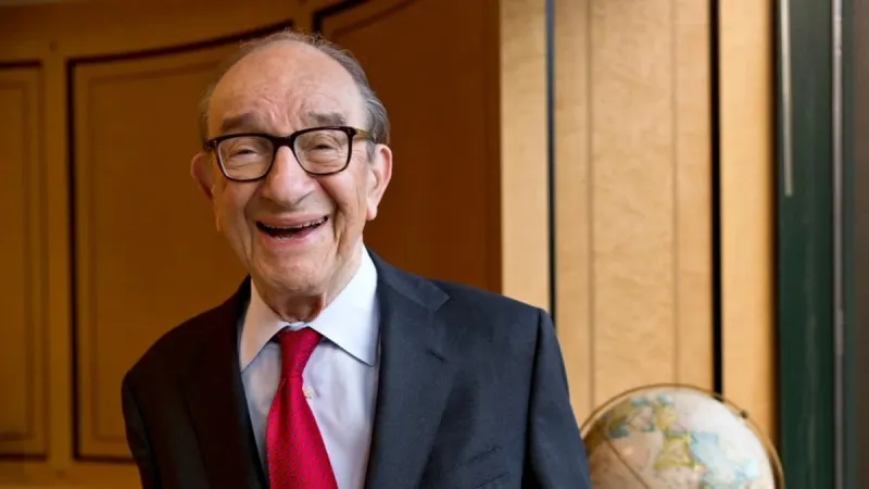 Mantan Gubernur The Fed Alan Greenspan Tiba-Tiba Meninggal di Usia 100