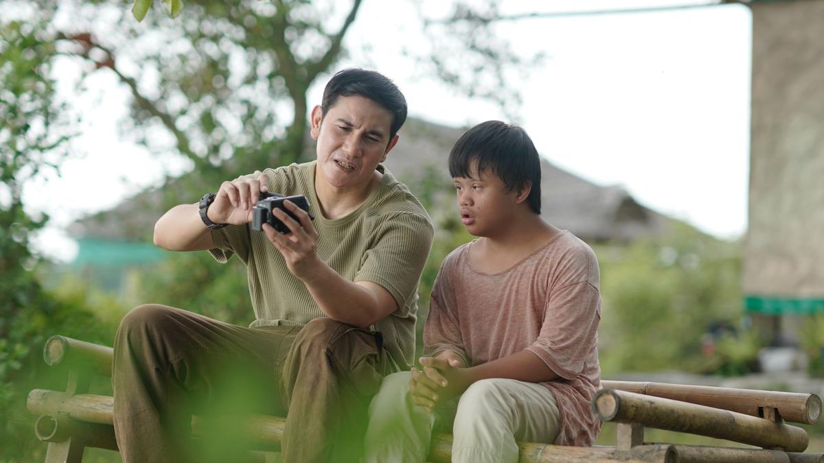Vino G Bastian Main Film Tanah Runtuh, Belajar Tetap Punya Hati dan Peduli Pada Orang Lain