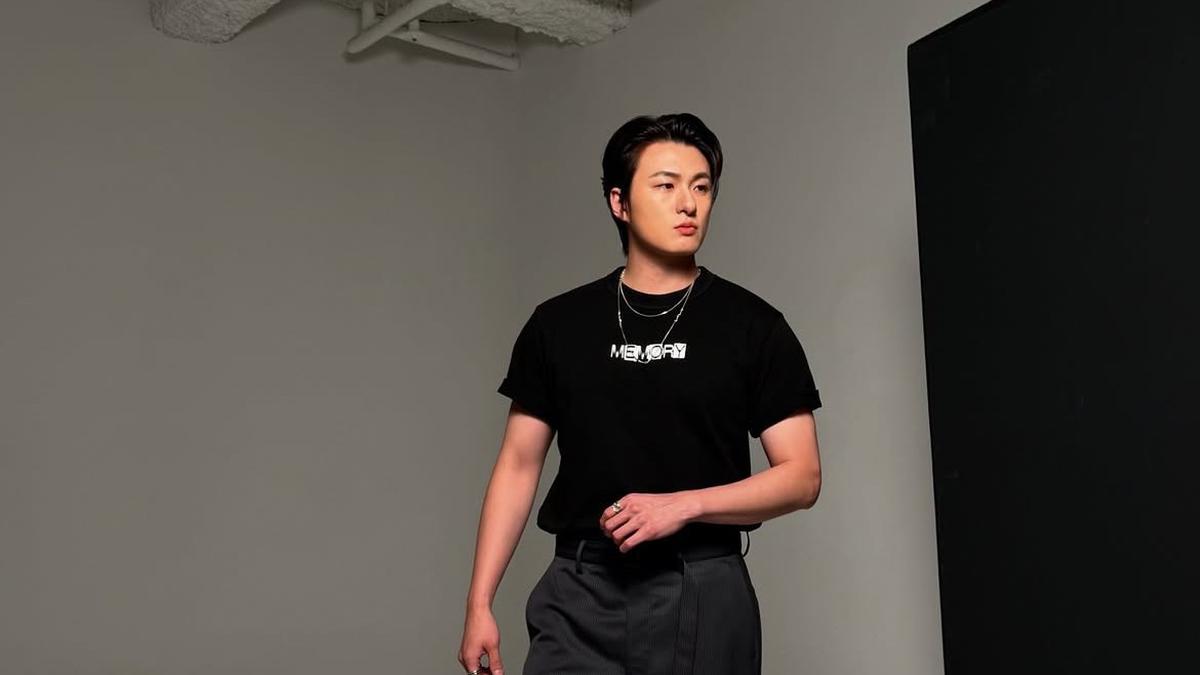 Shin Seung: Perjalanan Karier di Dunia Hiburan Korea Selatan