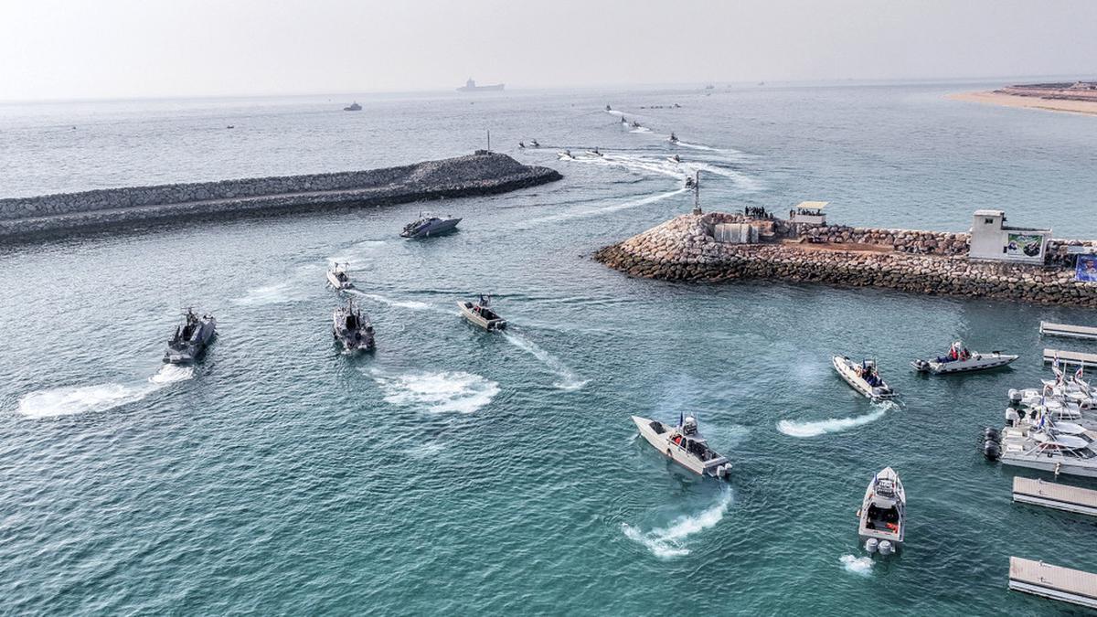 Pelaut Indonesia Selamat Dari Serangan Misil Selat Hormuz