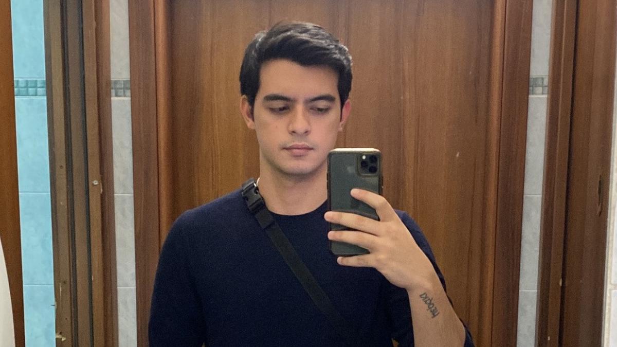 Ciccio Manassero Ungkap Rahasia Wajah Awet Muda
