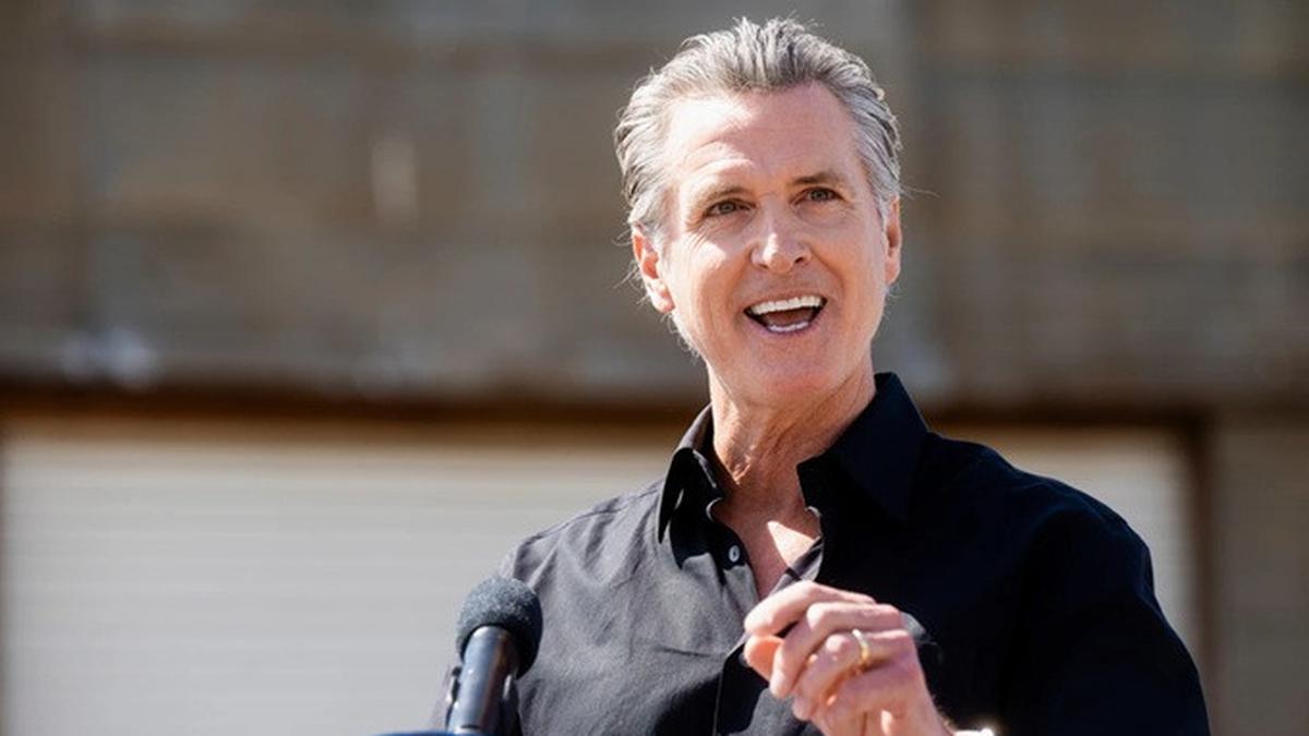 12 Miliarder Penolak Pajak Kekayaan California