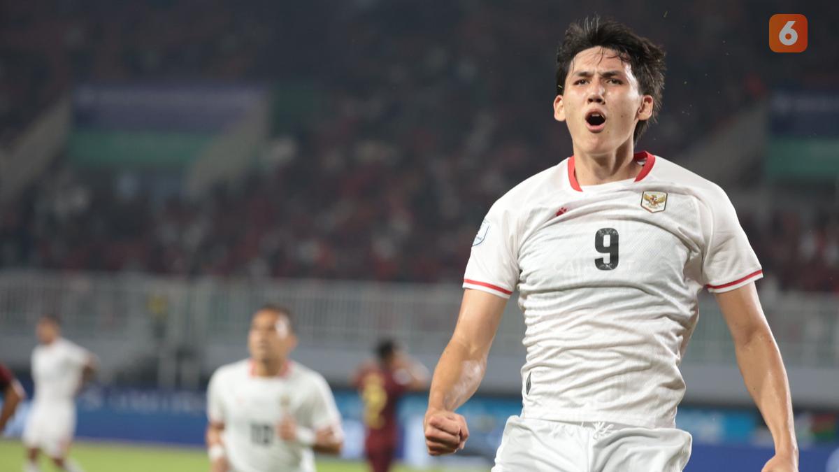 Hattrick Mitchell Baker, Garuda Berburu Kamboja 5-1