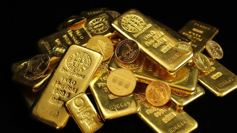 Harga Emas Turun: Sentimen Fed dan Konflik Timur Tengah Jadi Pemicu