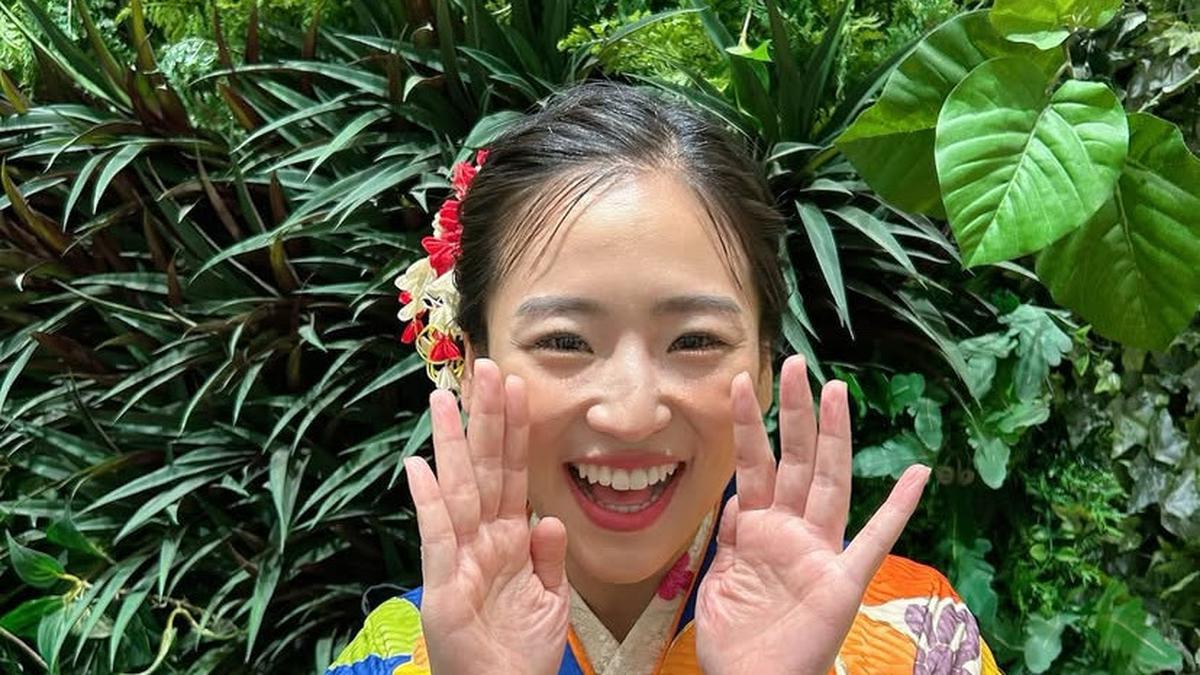 Haruka Nakagawa Jadi Food Vlogger, Tampil Nikmati Nasi Garam