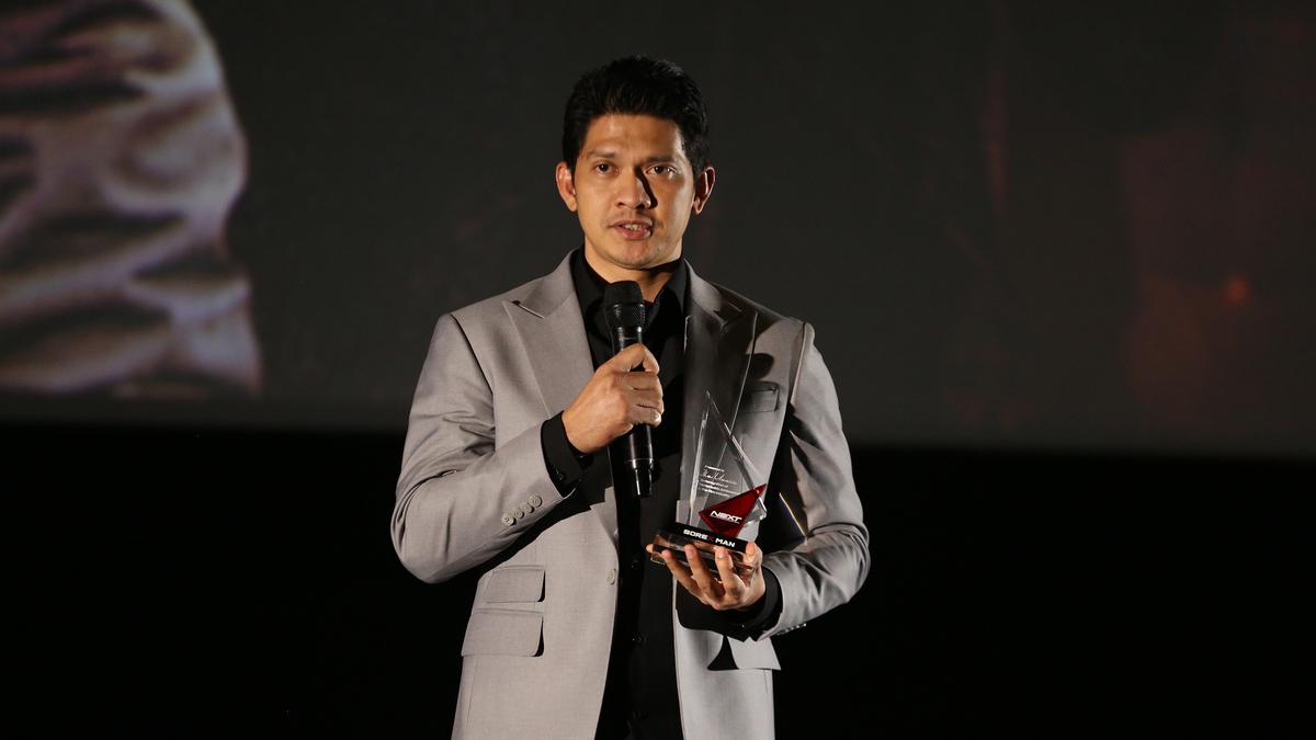 Iko Uwais: Audy Item di Usia 43 Tahun, Waspadai Risiko Kehamilan