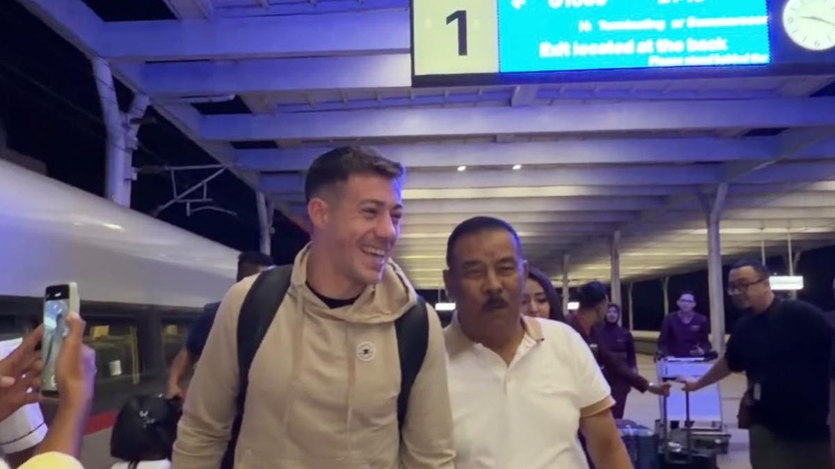 Peralta Jadi Penyerang Baru Persib Bandung, Fans Terpana