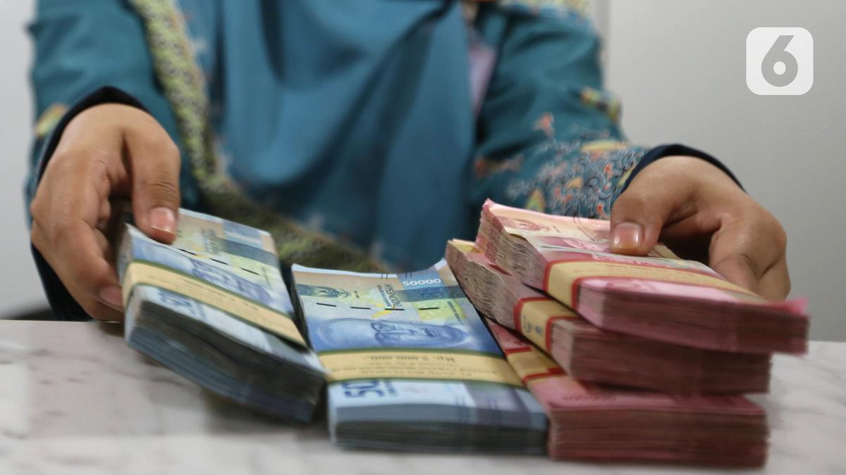 Rupiah Ringan Menurunkan 9 Poin Setelah Gubernur BI Mundur