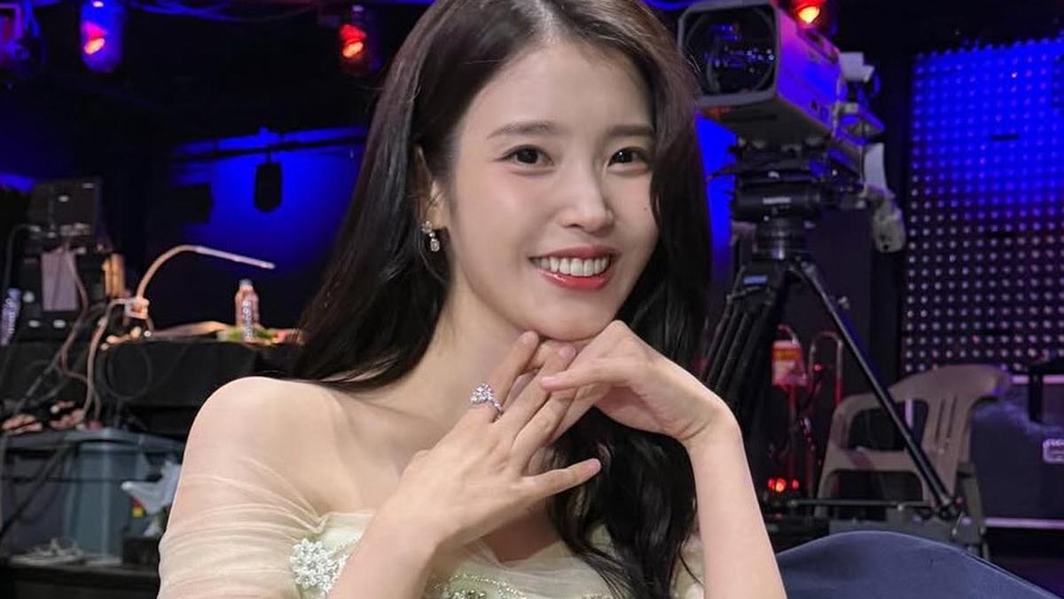 IU Rencanakan Tur Dunia Tahun Depan, Album Baru Diprioritaskan
