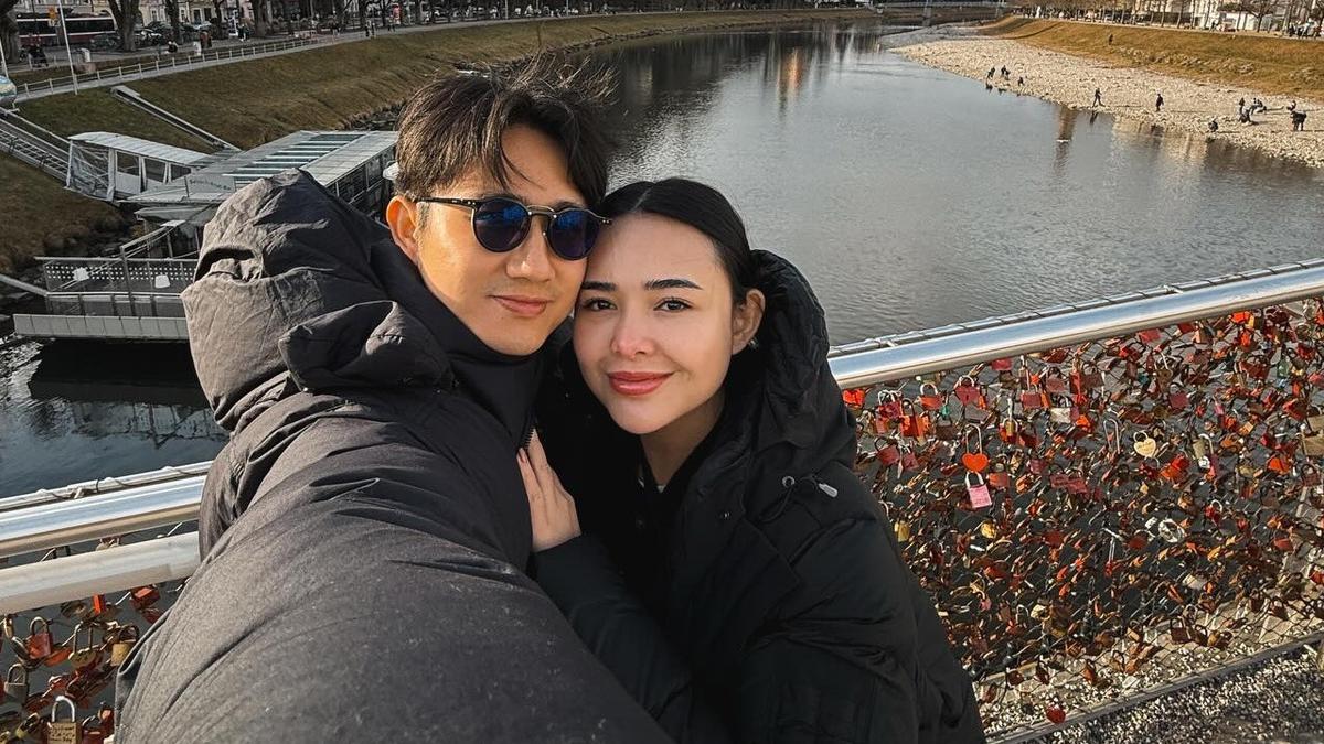 Kenny Austin Jaga Mood Amanda Penggelapan Dana 3 Miliar