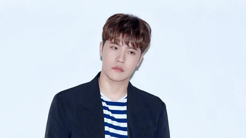 Lee Hyun Meningkatkan Kontrak Eksklusif dengan BIGHIT MUSIC Setelah 19 Tahun Berkarir
