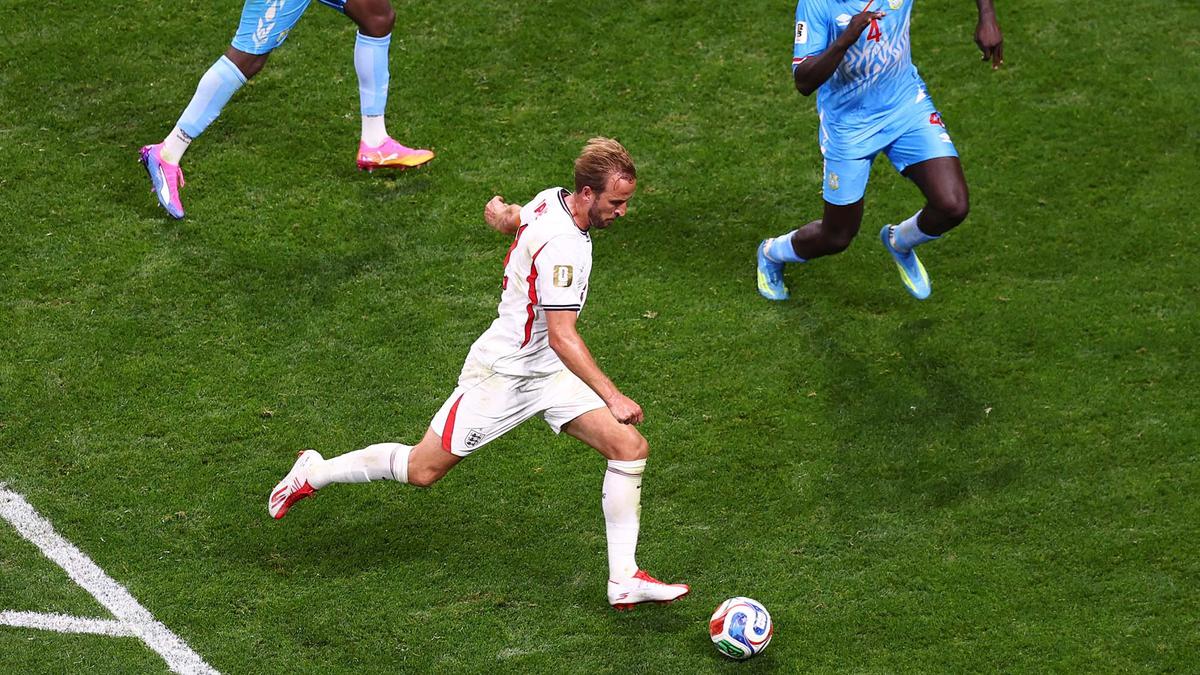 Piala Dunia 2026: Meksiko vs Inggris Tunda, Live Streaming di Estadio Azteca