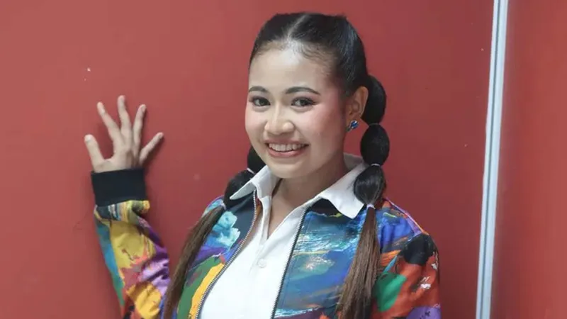 Melani Sidrap Lolos Final D’Academy 8