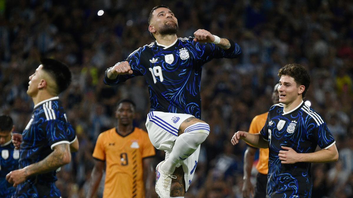Pensiun Otamendi Akhir Dinasti Argentina di Piala Dunia 2026