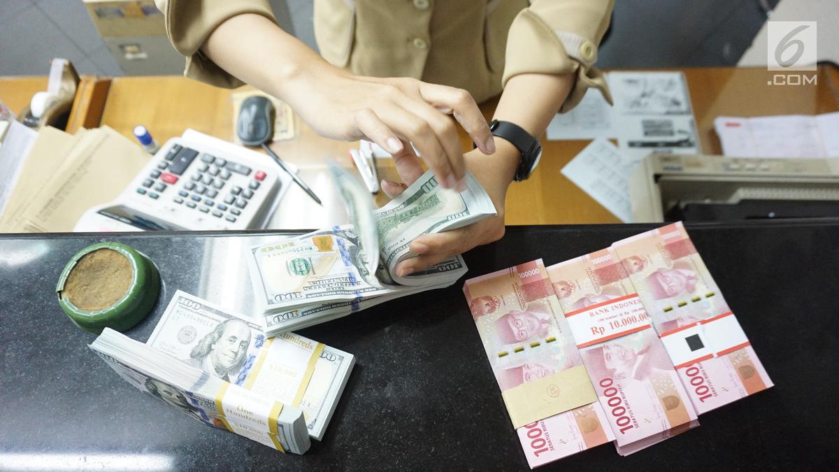 Rupiah Melemah ke 17.992 terhadap Dolar AS: Faktor Ekonomi dan Geopolitik Menyebabkan Perubahan Kurs
