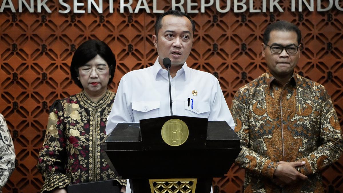 Gubernur BI Baru Menjaga Stabilitas Rupiah