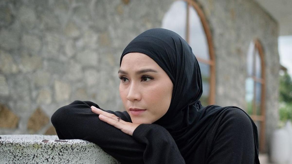 Zaskia Adya Bahas Reset Hidup Setelah Naik Haji 35 Tahun